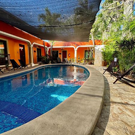 El Zaguan Colonial By Guruhotel Вальядолид Экстерьер фото
