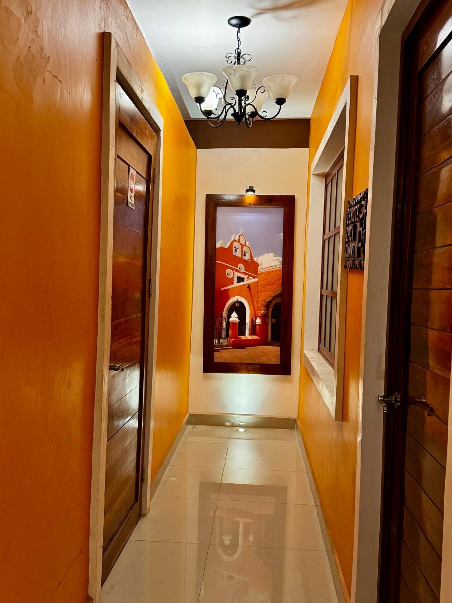 El Zaguan Colonial By Guruhotel Вальядолид Экстерьер фото