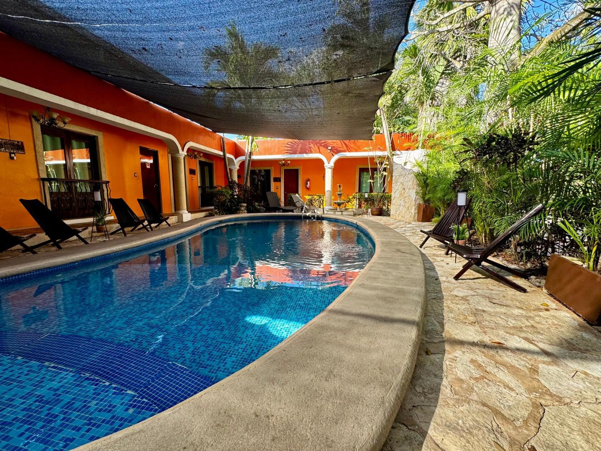 El Zaguan Colonial By Guruhotel Вальядолид Экстерьер фото